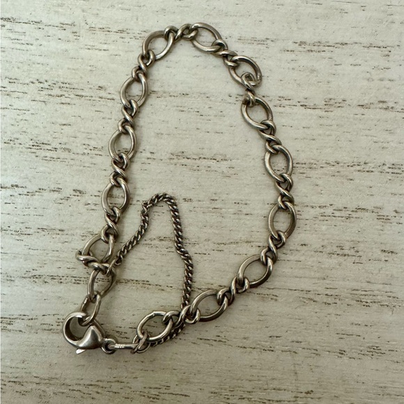 James Avery Sterling Silver Small Twist Charm Bracelet. - Picture 2 of 5